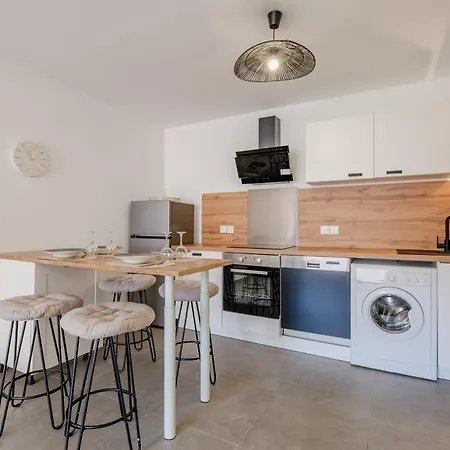 Le Sunny - Appt Climatise Avec Piscine Daire