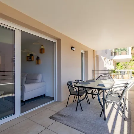 Le Sunny - Appt Climatise Avec Piscine Daire Saint-Raphaël