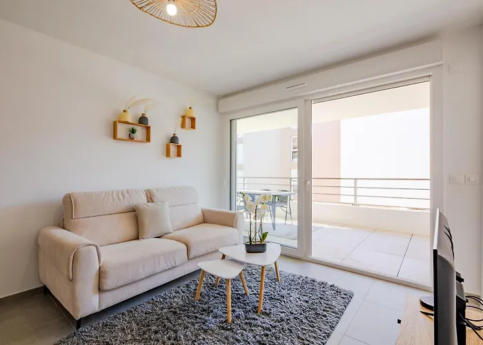 Le Sunny - Appt Climatisé Avec Piscine Appartement Saint-Raphaël